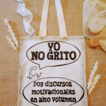 👜 Bolsa "Yo no grito"